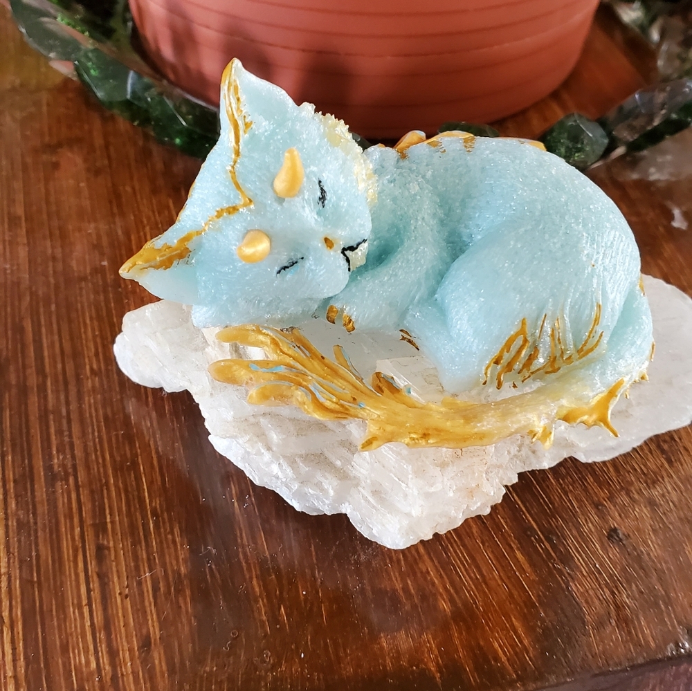 Lil devil kitty figurine